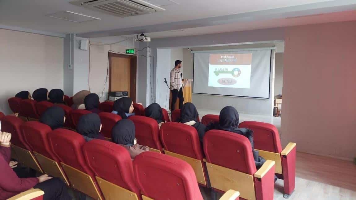 BiGEP kapsamında okulumuz rehberlik servisi tarafından etkili ders çalışma teknikleri semineri verildi.